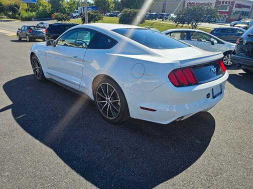 2016 Ford Mustang EcoBoost