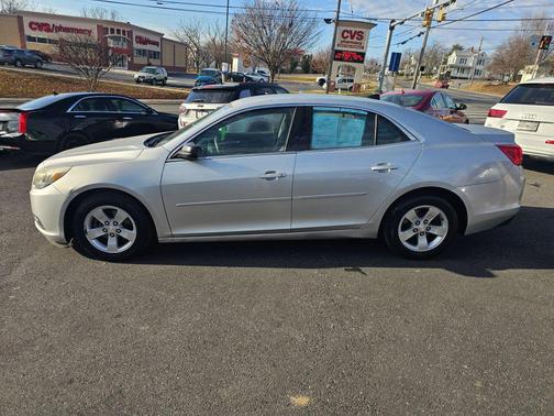 2013 Chevrolet Malibu 1LS