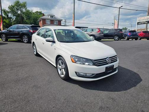 2015 Volkswagen Passat 1.8T Limited Edition