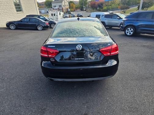 2012 Volkswagen Passat 2.5 SE