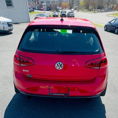2016 Volkswagen Golf GTI 2.0T S 4-Door