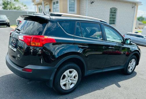 2014 Toyota RAV4 LE