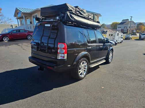 2016 Land Rover LR4 Base