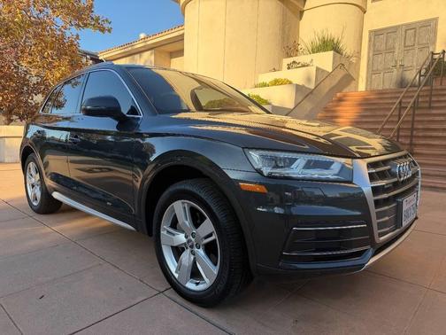 2018 Audi Q5 2.0T Premium Plus