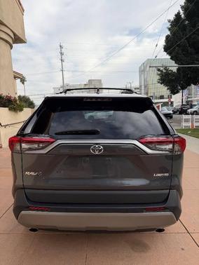 2021 Toyota RAV4 Limited