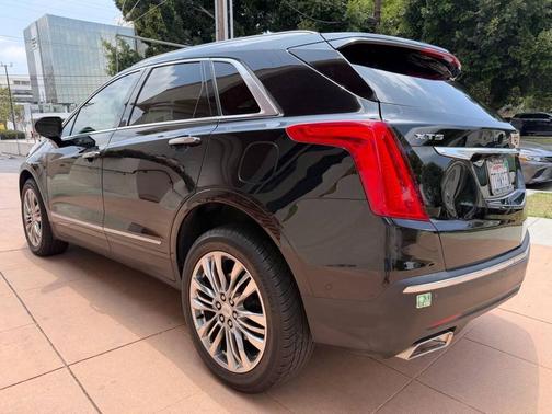 Stellar Black Metallic 2017 Cadillac XT5 Premium Luxury