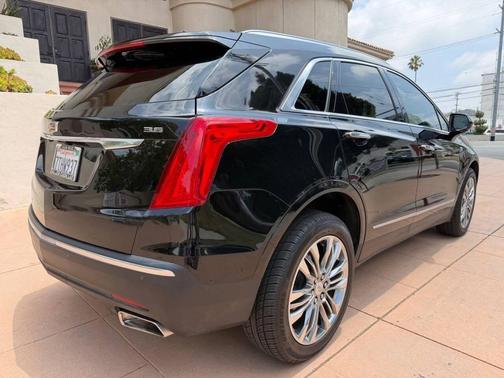 Stellar Black Metallic 2017 Cadillac XT5 Premium Luxury