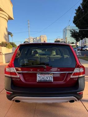 2015 Volvo XC70 T5 Premier Plus