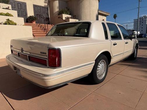 1995 Lincoln Town Car Cartier