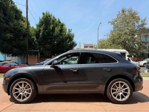 2018 Porsche Macan S