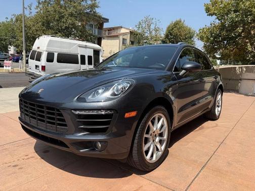 2018 Porsche Macan S