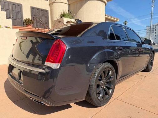 Maximum Steel Metallic Clear Coat 2018 Chrysler 300 Touring