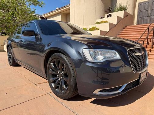 Maximum Steel Metallic Clear Coat 2018 Chrysler 300 Touring