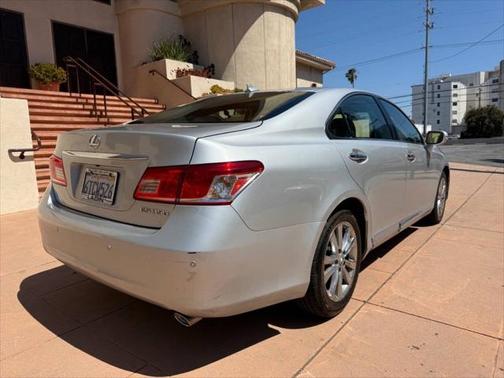 2011 Lexus ES 350 Base