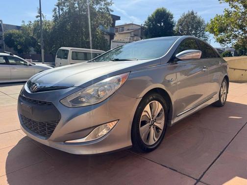 Pewter Gray Metallic 2015 Hyundai SONATA Hybrid Limited
