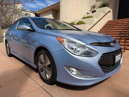 2015 Hyundai SONATA Hybrid Limited