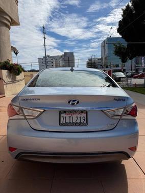 2015 Hyundai SONATA Hybrid Limited