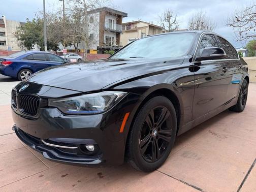2017 BMW 330 330i 4dr Sedan