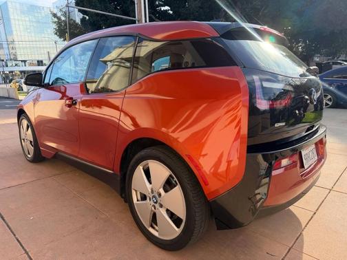 2014 BMW i3 Base w/Range Extender