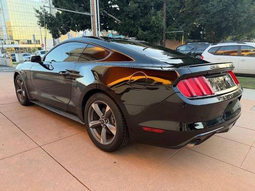 2015 Ford Mustang V6