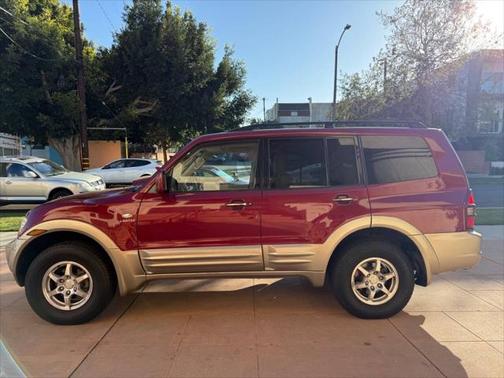 2002 Mitsubishi Montero Limited