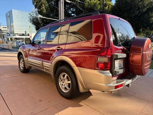 2002 Mitsubishi Montero Limited