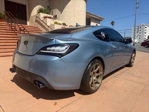 2011 Hyundai Genesis Coupe 2.0T