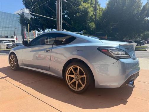 2011 Hyundai Genesis Coupe 2.0T