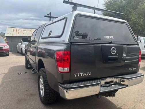 2012 Nissan Titan SV