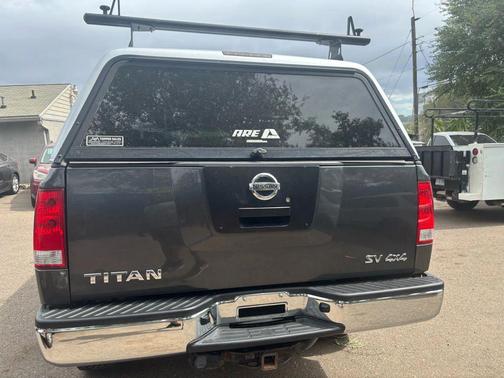 2012 Nissan Titan SV
