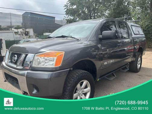 2012 Nissan Titan SV