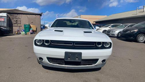 2017 Dodge Challenger SXT
