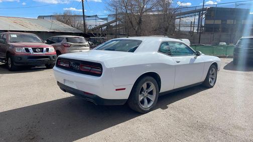 2017 Dodge Challenger SXT
