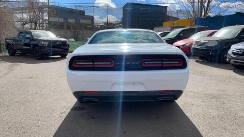 2017 Dodge Challenger SXT