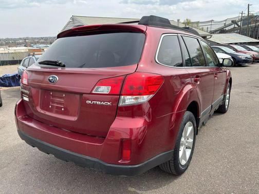 2013 Subaru Outback 2.5i Premium