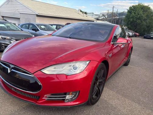 2016 Tesla Model S 90D
