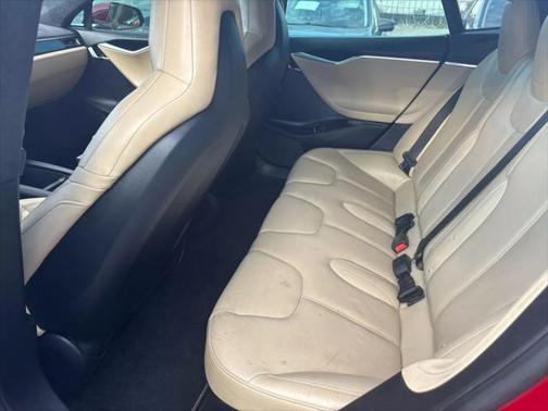 2016 Tesla Model S 90D