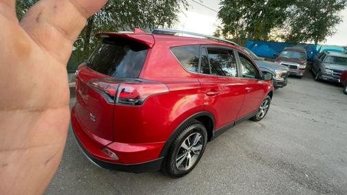2017 Toyota RAV4 XLE