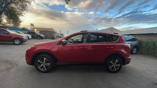 2017 Toyota RAV4 XLE