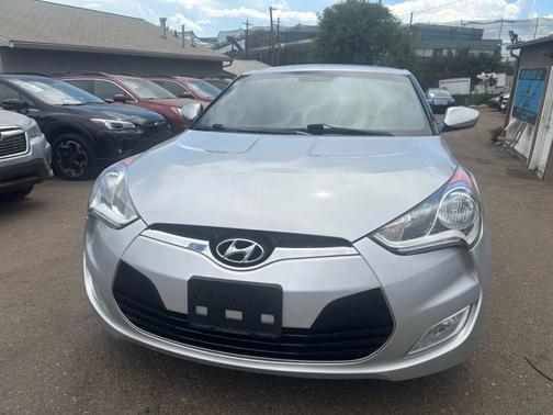 2016 Hyundai Veloster Base