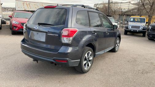 2018 Subaru Forester 2.5i