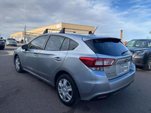 2017 Subaru Impreza 2.0i