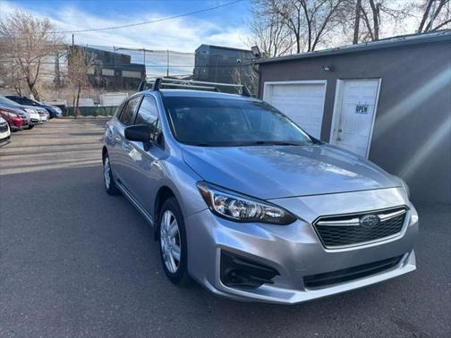 2017 Subaru Impreza 2.0i