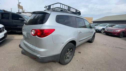 2011 Chevrolet Traverse LS