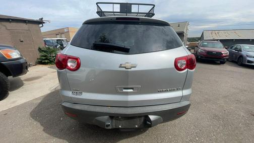 2011 Chevrolet Traverse LS
