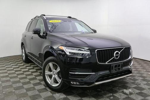 2019 Volvo XC90 T5 Momentum