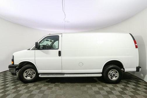 2023 GMC Savana 2500 Work Van