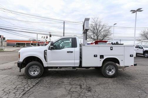 2025 Ford F-250 XL