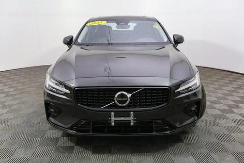 2025 Volvo S60 B5 Core