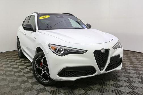 2022 Alfa Romeo Stelvio Veloce